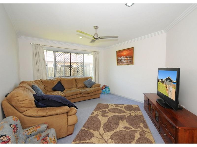 63 Parklands Boulevard, Wondunna QLD 4655