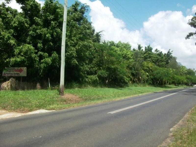 54 Old Bruce Highway, Howard QLD 4659