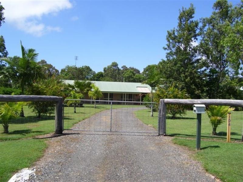 104 Seaview Drive, Booral QLD 4655