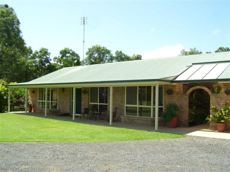 104 Seaview Drive, Booral QLD 4655