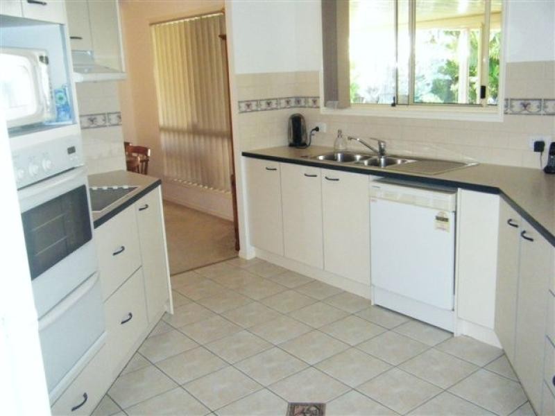 129 Colyton Street, Torquay QLD 4655