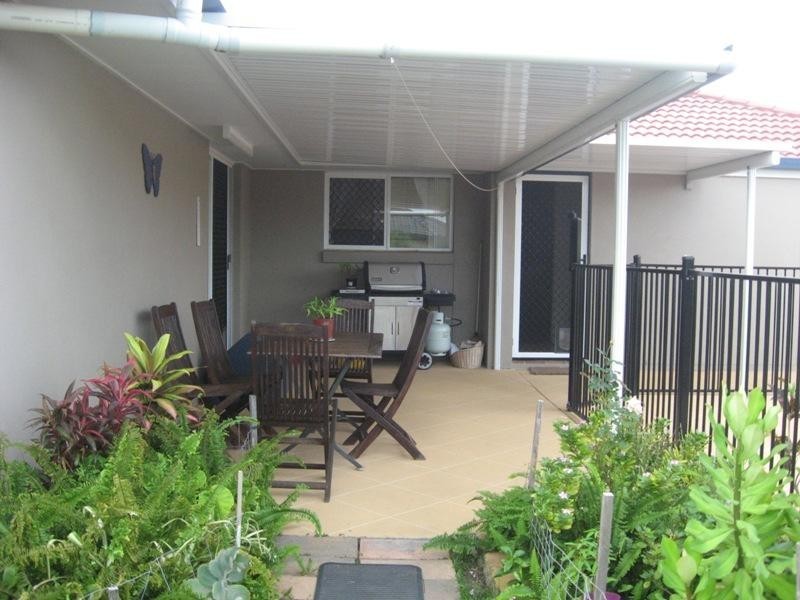 70 Wattle Street, Point Vernon QLD 4655