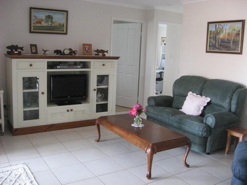 70 Wattle Street, Point Vernon QLD 4655