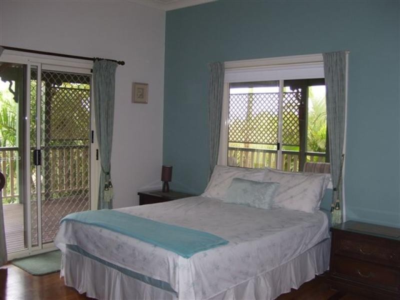 17 Windsor Way, Urraween QLD 4655