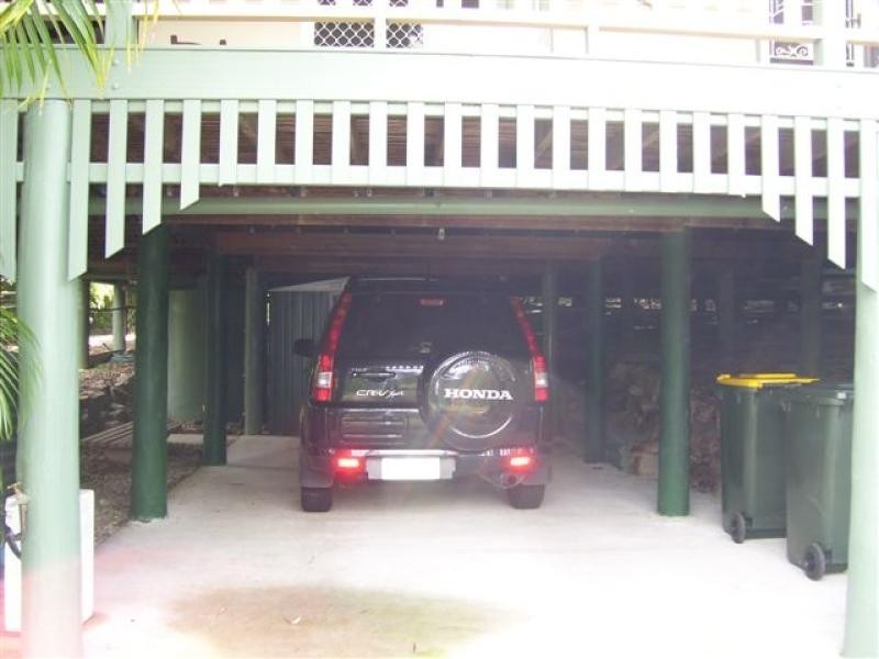 17 Windsor Way, Urraween QLD 4655