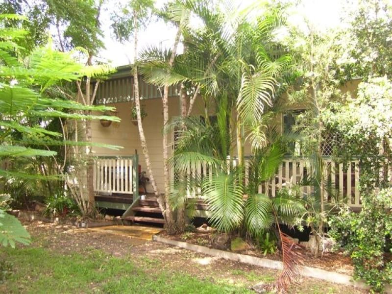 17 Windsor Way, Urraween QLD 4655