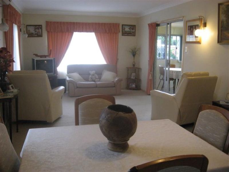 17 Campbell Street, Torquay QLD 4655