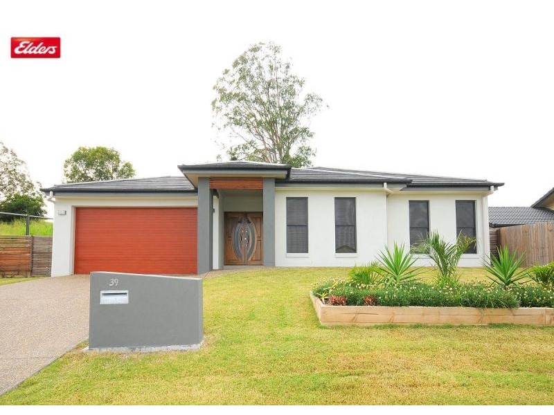 39 Turrum Street, Scarness QLD 4655
