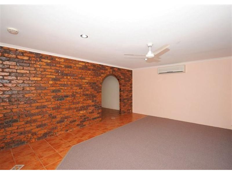 14 Brolga Court, Eli Waters QLD 4655