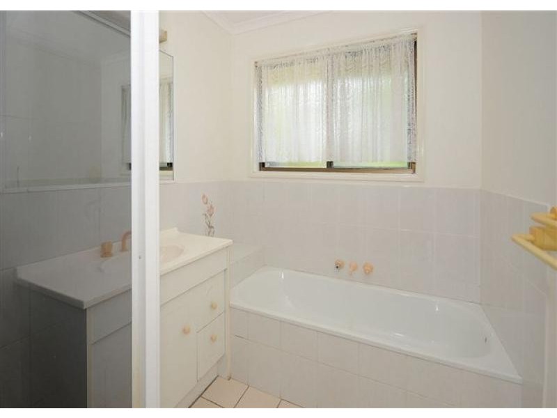 14 Brolga Court, Eli Waters QLD 4655