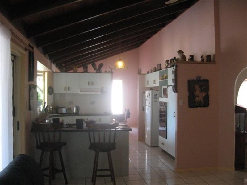 11 Lucyanne Court, Urangan QLD 4655