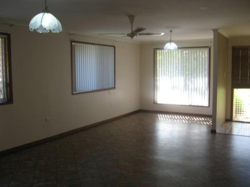 92 Murphy Street, Point Vernon QLD 4655