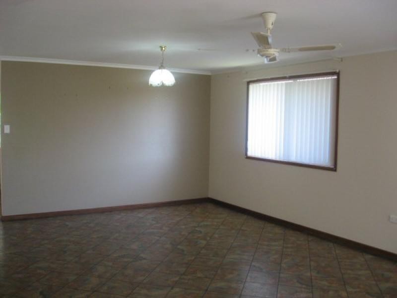 92 Murphy Street, Point Vernon QLD 4655