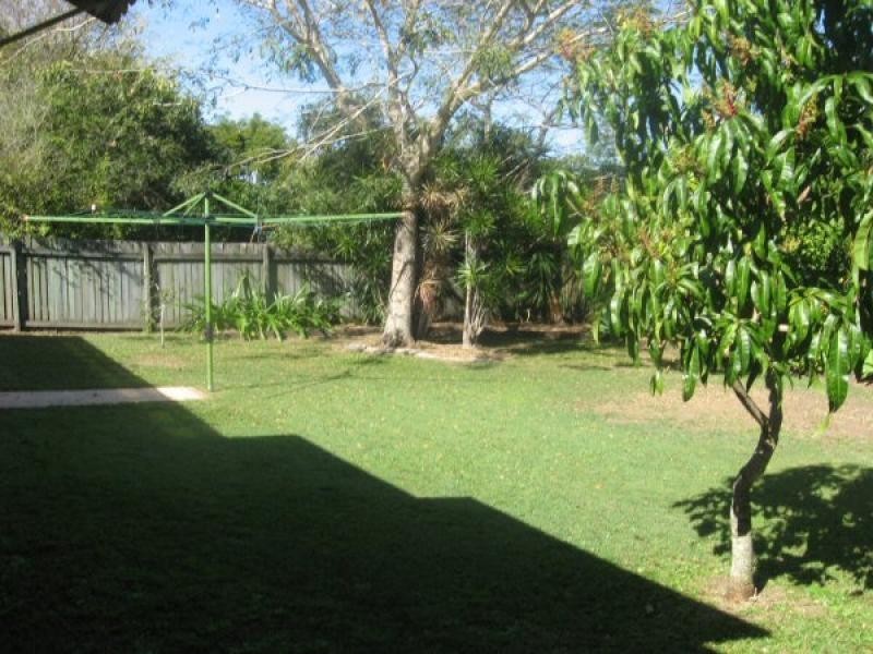 92 Murphy Street, Point Vernon QLD 4655