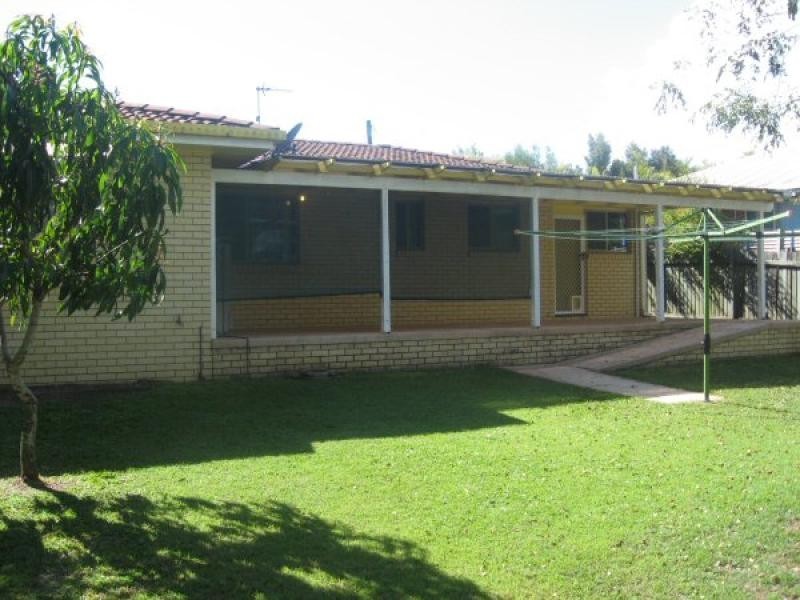 92 Murphy Street, Point Vernon QLD 4655