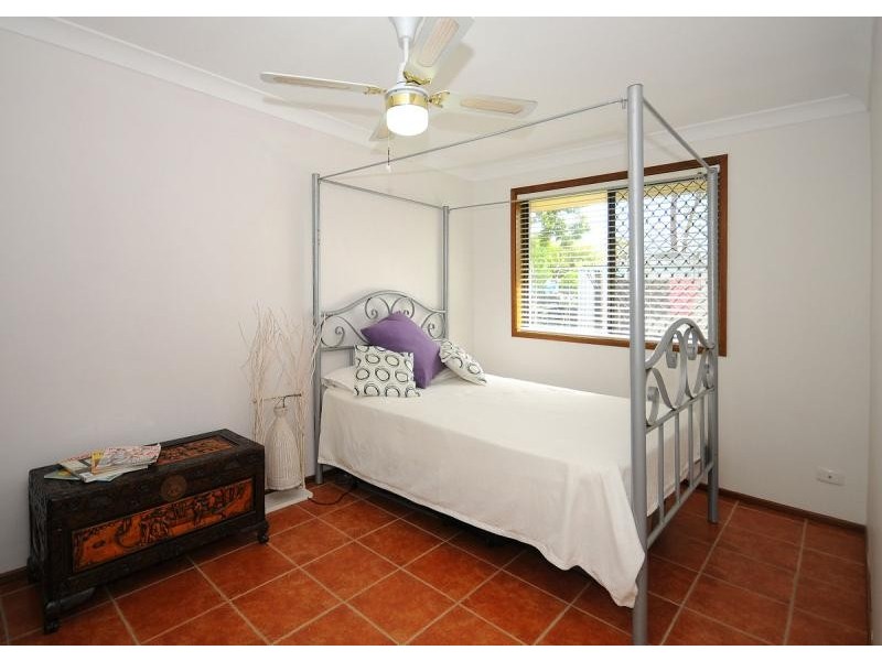 34 Sunset Crescent, Torquay QLD 4655
