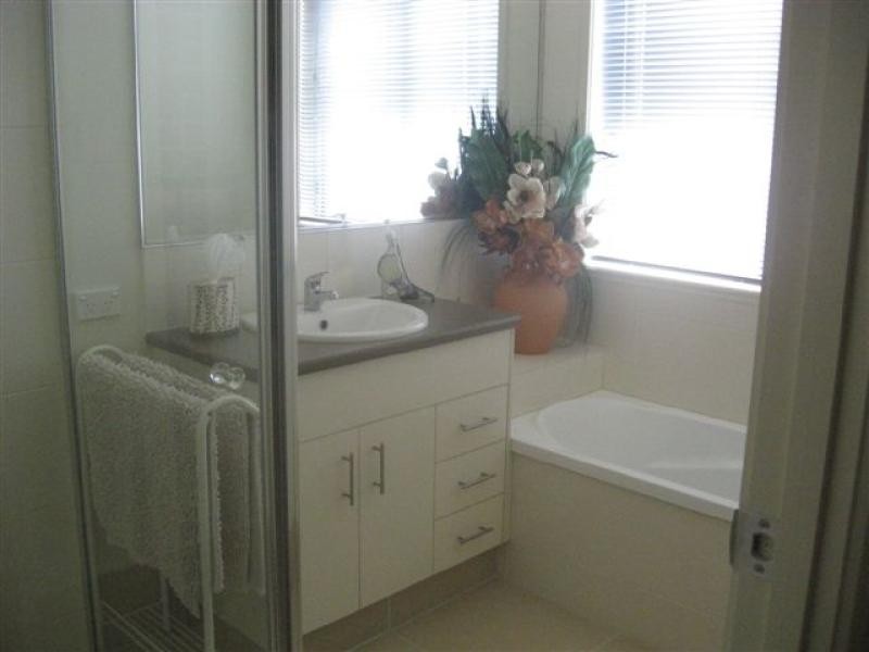 48 Lancaster Circuit, Urraween QLD 4655