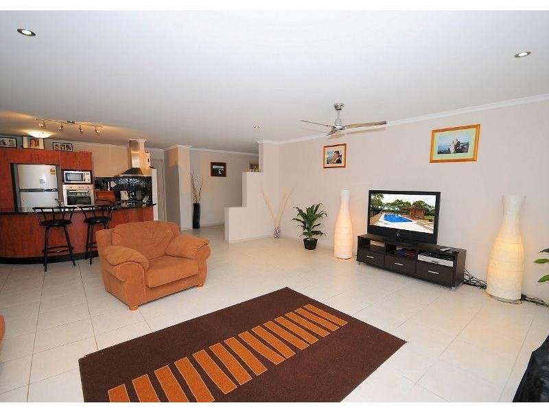 186 Gilston Road, Wondunna QLD 4655