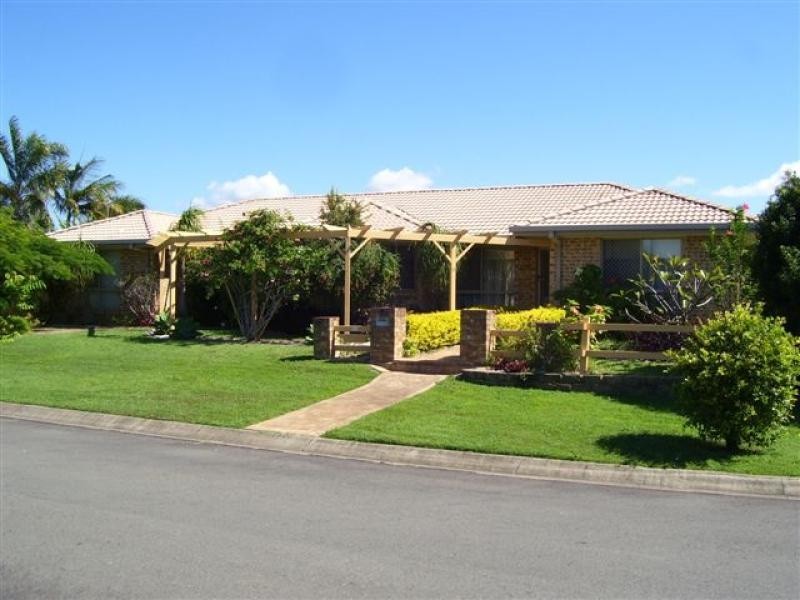 9 Caswell Court, Torquay QLD 4655