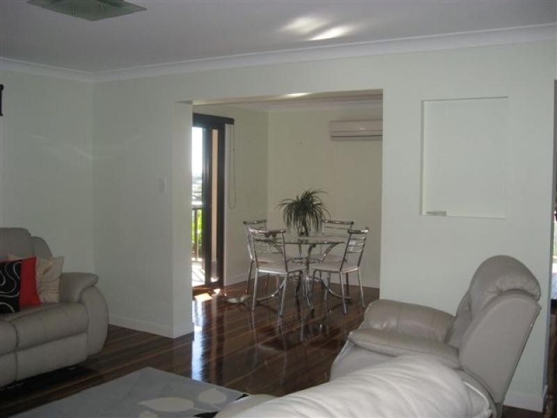 4 Maheno Way, Pialba QLD 4655