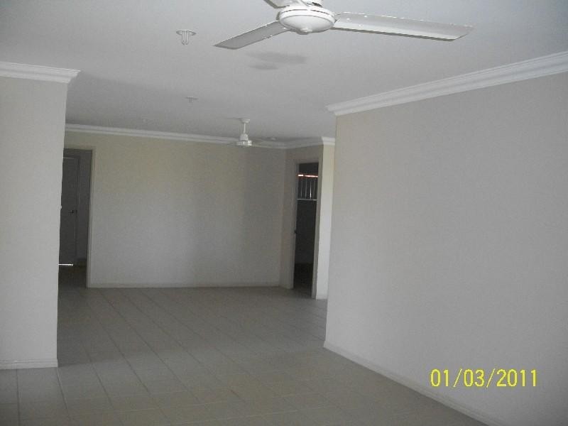 11 Marcocci Street, Urraween QLD 4655