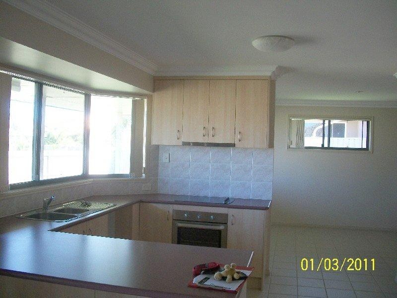 11 Marcocci Street, Urraween QLD 4655