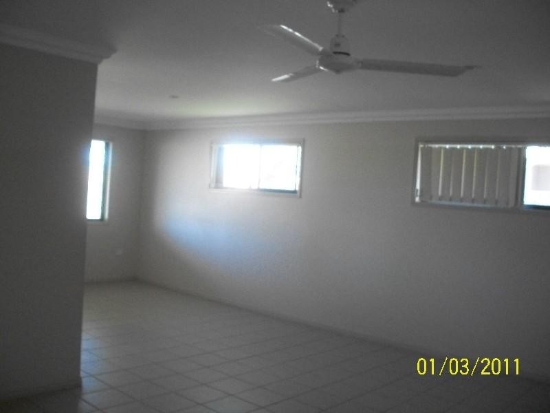 11 Marcocci Street, Urraween QLD 4655