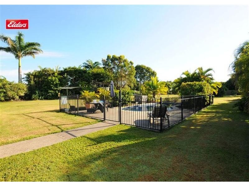 18 Twolyn Street, Urangan QLD 4655