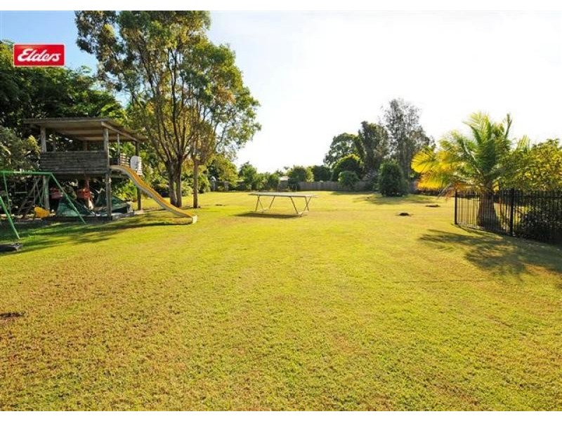 18 Twolyn Street, Urangan QLD 4655