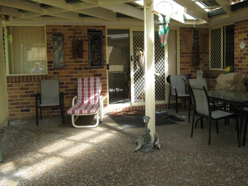 9 Deloraine Avenue, Urangan QLD 4655