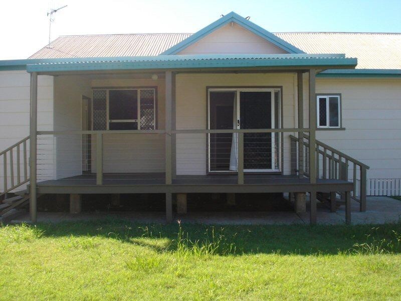 5 Riley Street, Urangan QLD 4655