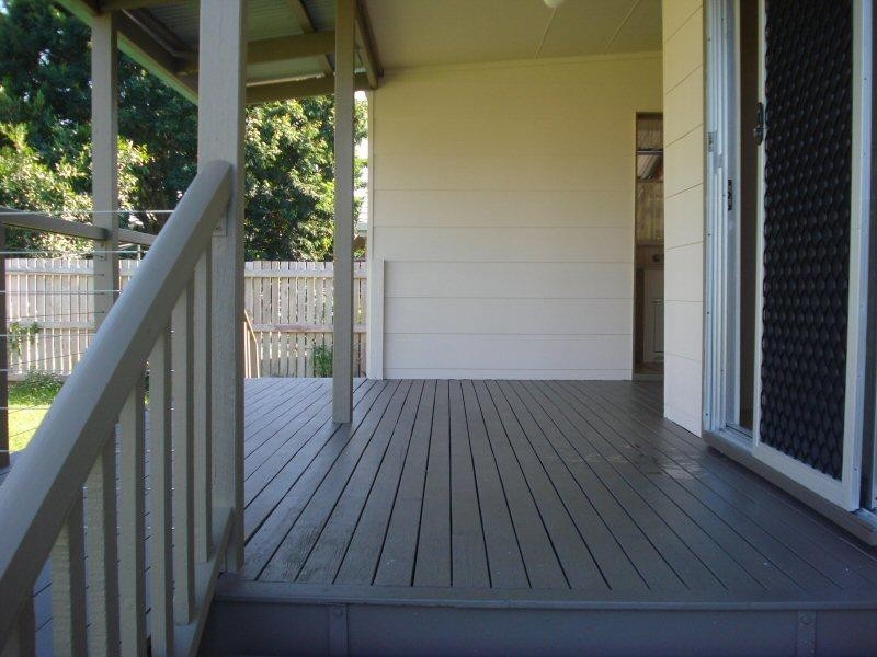 5 Riley Street, Urangan QLD 4655