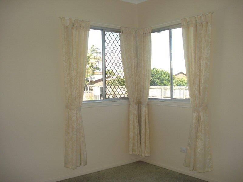 5 Riley Street, Urangan QLD 4655