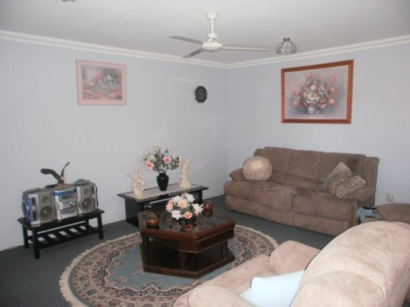 53 Bunya Court, Eli Waters QLD 4655
