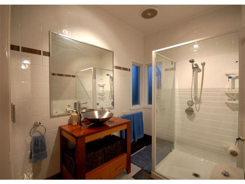 204 Cypress Street, Urangan QLD 4655