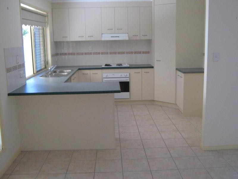 7 Cordelia Court, Urangan QLD 4655