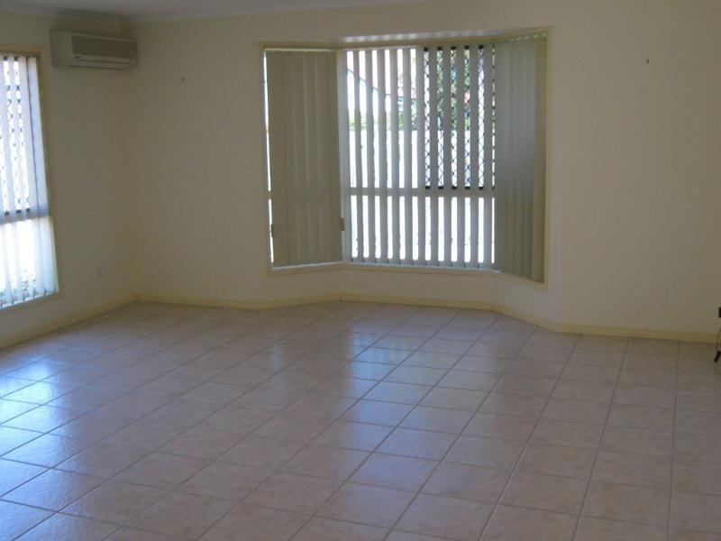 7 Cordelia Court, Urangan QLD 4655