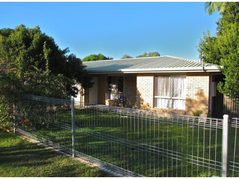 64 Robert Street, Torquay QLD 4655