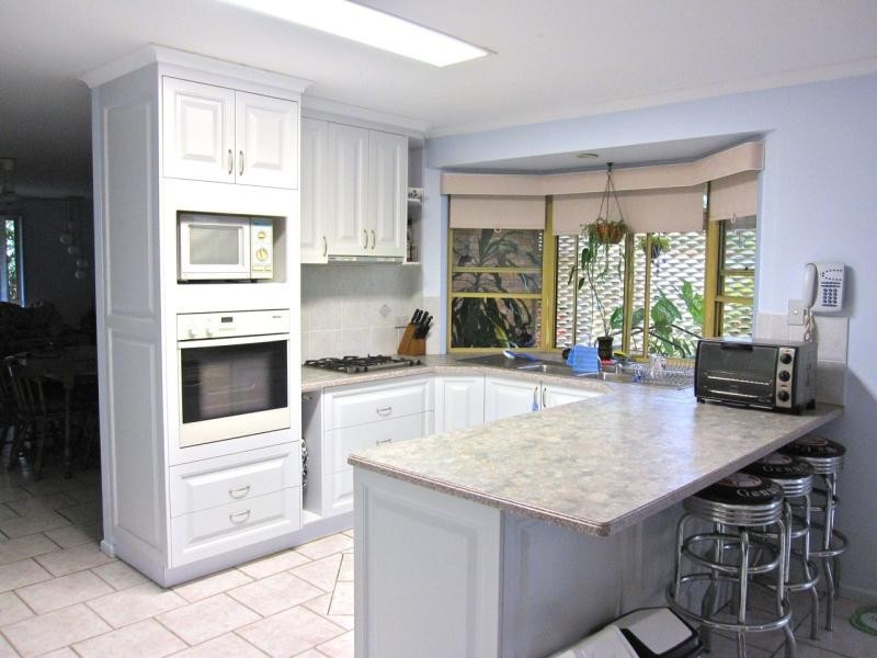 64 Robert Street, Torquay QLD 4655