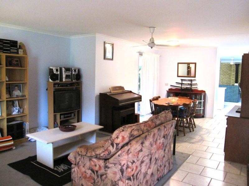 64 Robert Street, Torquay QLD 4655