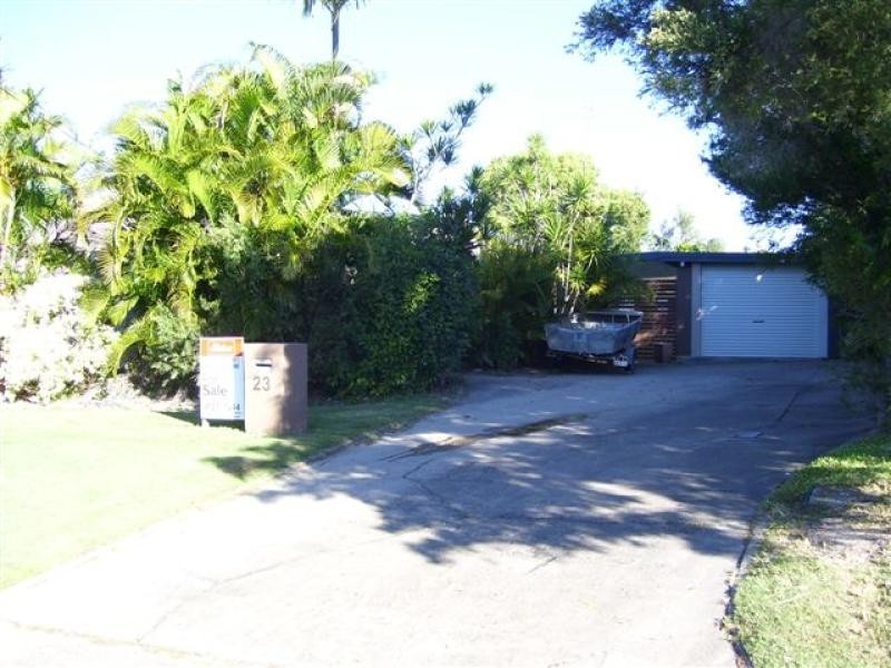 23 Bruce Street, Torquay QLD 4655