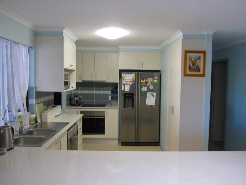 50 Frangipanni Avenue, Kawungan QLD 4655