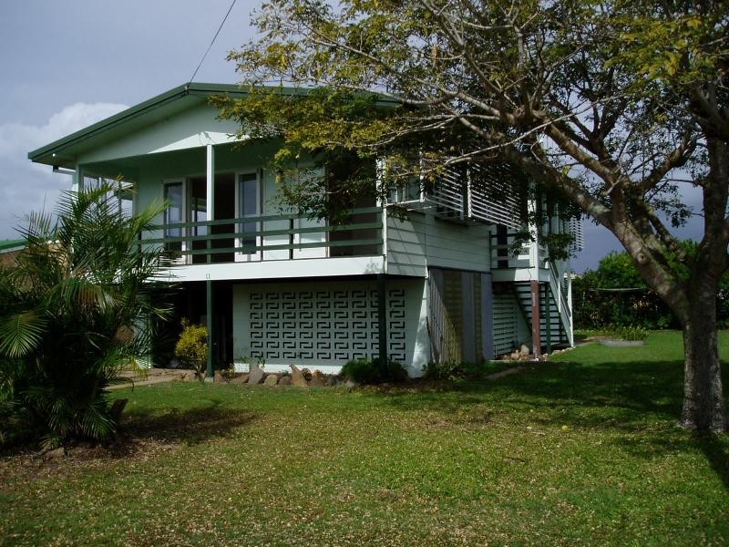 11 Moonbi Street, Scarness QLD 4655