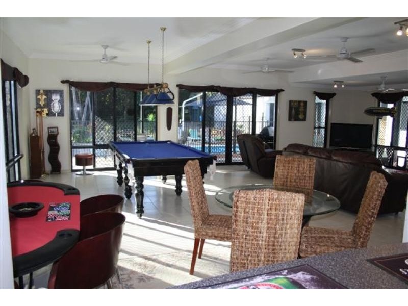 16 Palm Way, Dundowran Beach QLD 4655