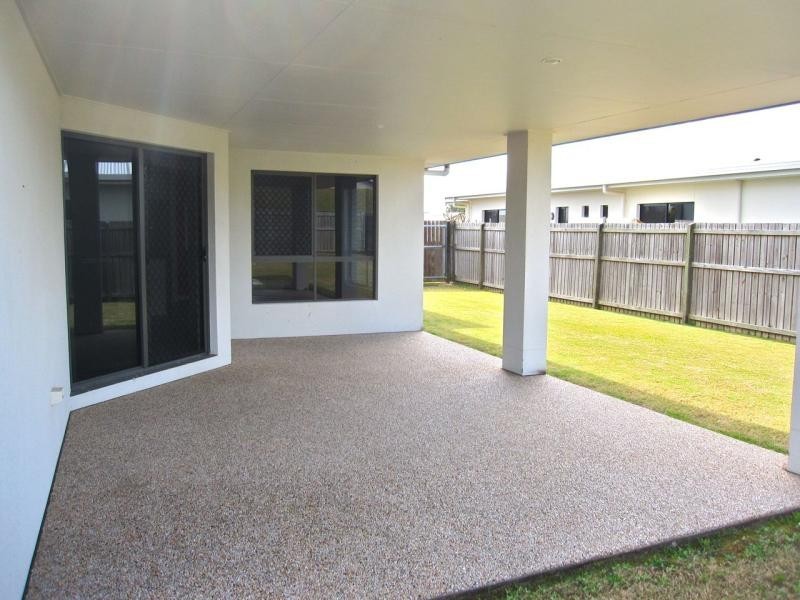 10 Bayswater Drive, Urraween QLD 4655