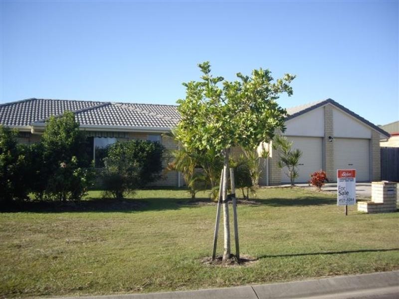 14 Hyperno Road, Point Vernon QLD 4655