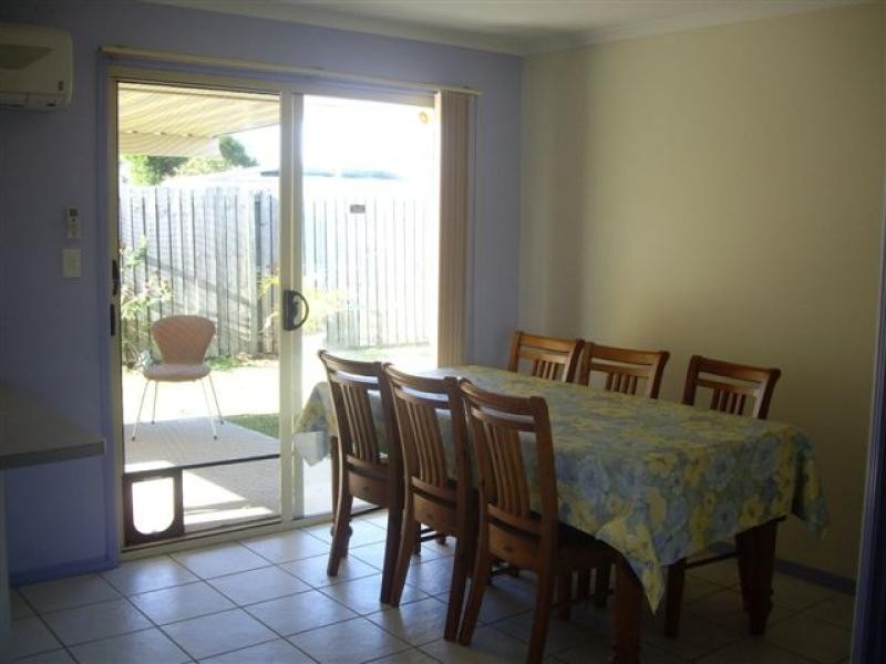 14 Hyperno Road, Point Vernon QLD 4655