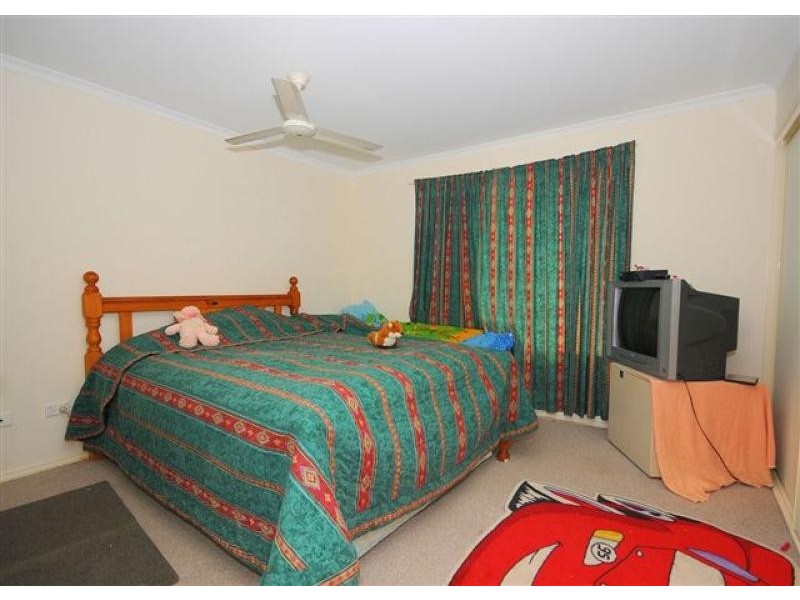 4 Sunny Way, Toogoom QLD 4655