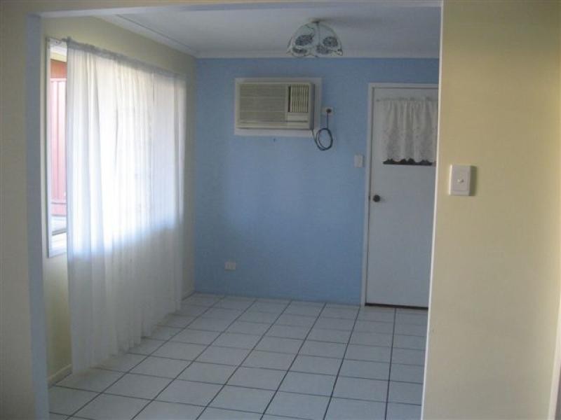 103 Lauren Street, Urangan QLD 4655