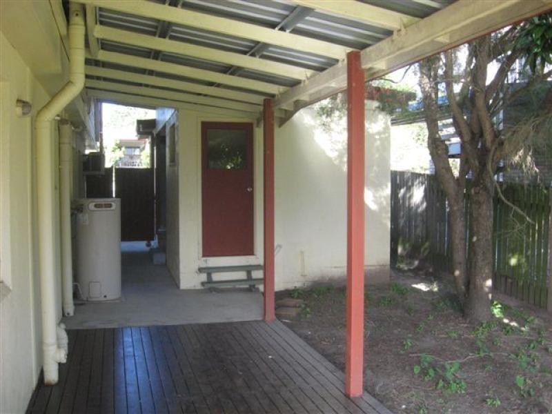 103 Lauren Street, Urangan QLD 4655